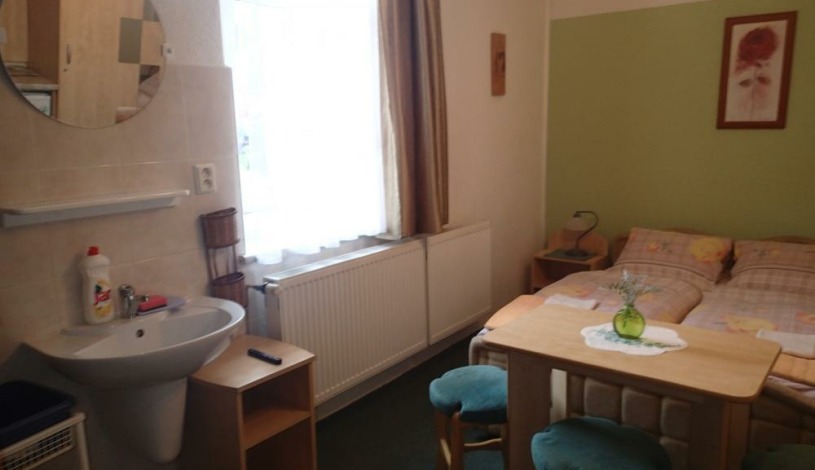 Penzion villa Máj Mariánské Lázně - Třílůžkový pokoj + přistýlka